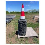25 Traffic Cones