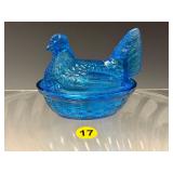 Hen on Bulging Rim Base