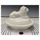 Lion on Ribbed Base