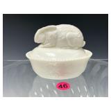 Opaque White Greentown Rabbit & Nest