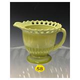 Lacy Edge Ribbed Creamer