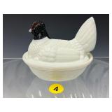 Hen on Bulging Rim Base