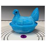 Hen on Bulging Rim Base