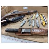 Knives and Sheaths in Lot