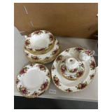Royal Albert Old Country Roses Dinnerware