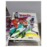 Sports Heroes Binder With Cards