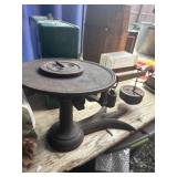 Antique Fairbanks 3-Toe Claw Scale