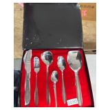 MHSCUTLERY Flatware Set for 6 in Packaging