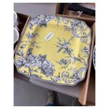 222 Fifth Yellow Porcelain Dinner Plates