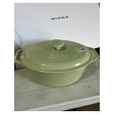 Green 12' Well Equipped Kitchen Pot