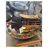 Metal Woody Car With Turkey Platter