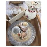 Decorative Ceramics and Figurines