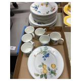 Mikasa Meadow Gallery Dinnerware Set