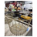 Metal Wire Basket with Swing Handle
