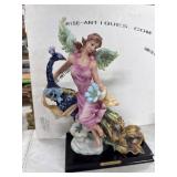 Giovanni Collection Angel and Peacock Figur