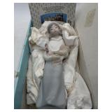 Lladrï¿½ Porcelain Girl With Chicken Figurine