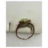 9K Gold Ring with Green Heart-Shaped Stone