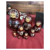 Russian Matryoshka Nesting Doll Set