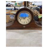 New Haven Eight Day Mantel Chime Clock