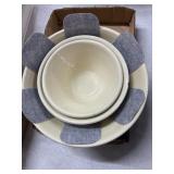USA Pottery Mixing Bowls Set Cream Glazed