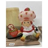 Strawberry Shortcake EVA Lamp (2004)