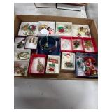 34-Piece Christmas Jewelry Lot