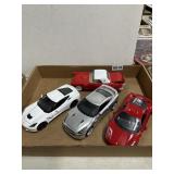 4 Maisto Diecast Model Cars