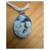 14kt Gold Onyx Cameo Pendant