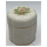 Belleek 1981 Collectors Society Bonbonniere