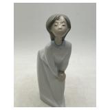 Lladro Porcelain Figurine of Girl, 7 Inch