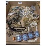 Vintage Costume Jewelry Lot, Some Signed Pieces