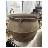 Cast Iron Cauldron With Decorative Handle
