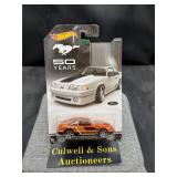 2013 Hot Wheels Ford Mustang GT