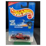 1995 Hot Wheels #471 Velocitor