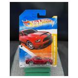 2011 Hot Wheels ï¿½10 Ford Shelby GT-500 Super Snake