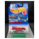 1998 Hot Wheels #997 Jaguar D-Type