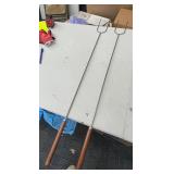 (2)- CAMPFIRE ROASTING STICKS