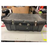 PLASTIC STORAGE TRUNK