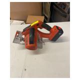 BLACK AND DECKER CORDLESS CIRCULAR SAW