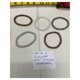 (5)- STRETCHABLE FRESHWATER PEARL BRACELETS