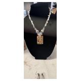 EARRING AND NECKLACE SET