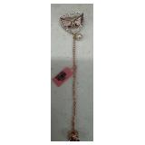 HEART SHAPED BROOCH