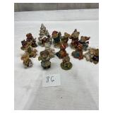 Ceramic decorative figurine lot