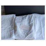 3 Large White Tablecloths Lot 1