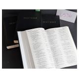 4 New Holy Bibles, NRSV Lot 2