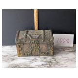 Old Whitman's Candy Treasure Chest Box