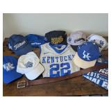 UK Hats, Jersey (L), Belt (32'), Tshirt (L)