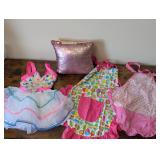 Girls Leotard with Tutu, 2 Aprons, Pillow
