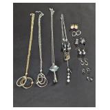 Vintage Gold & Silver Toned Necklaces & Earrings