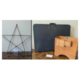 Folk Art Star, Art Portfolio, Magazine/Remote Rack